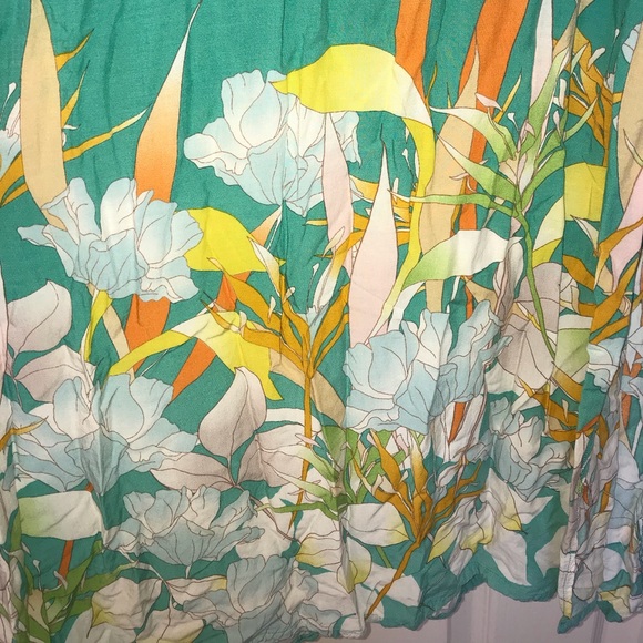 Green maxi dress with floral print at the bottom - Picture 2 of 2